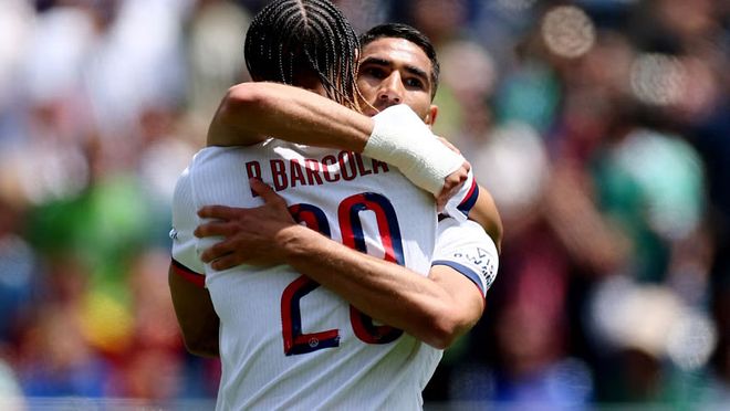 巴黎圣日耳曼后卫神勇救险，助球队成功保级，一个计划.九游正版手游